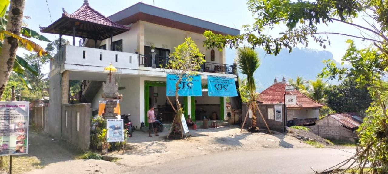 Giri Swari Homestay サイドメン エクステリア 写真