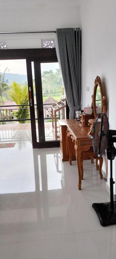Giri Swari Homestay サイドメン エクステリア 写真