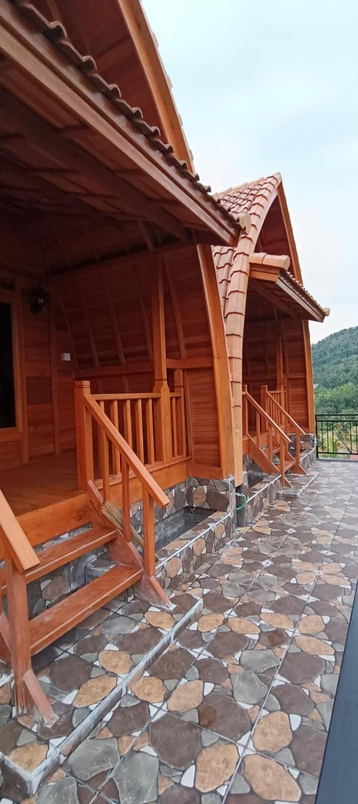 Giri Swari Homestay サイドメン エクステリア 写真